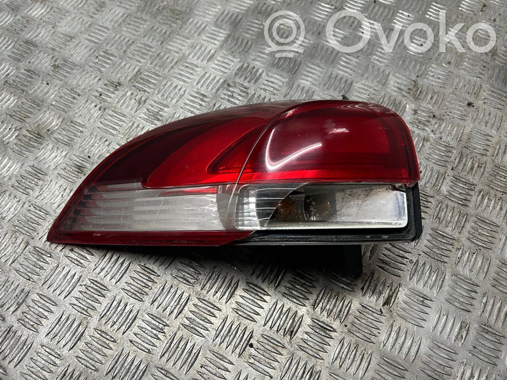 Renault Clio IV Rear/tail lights 