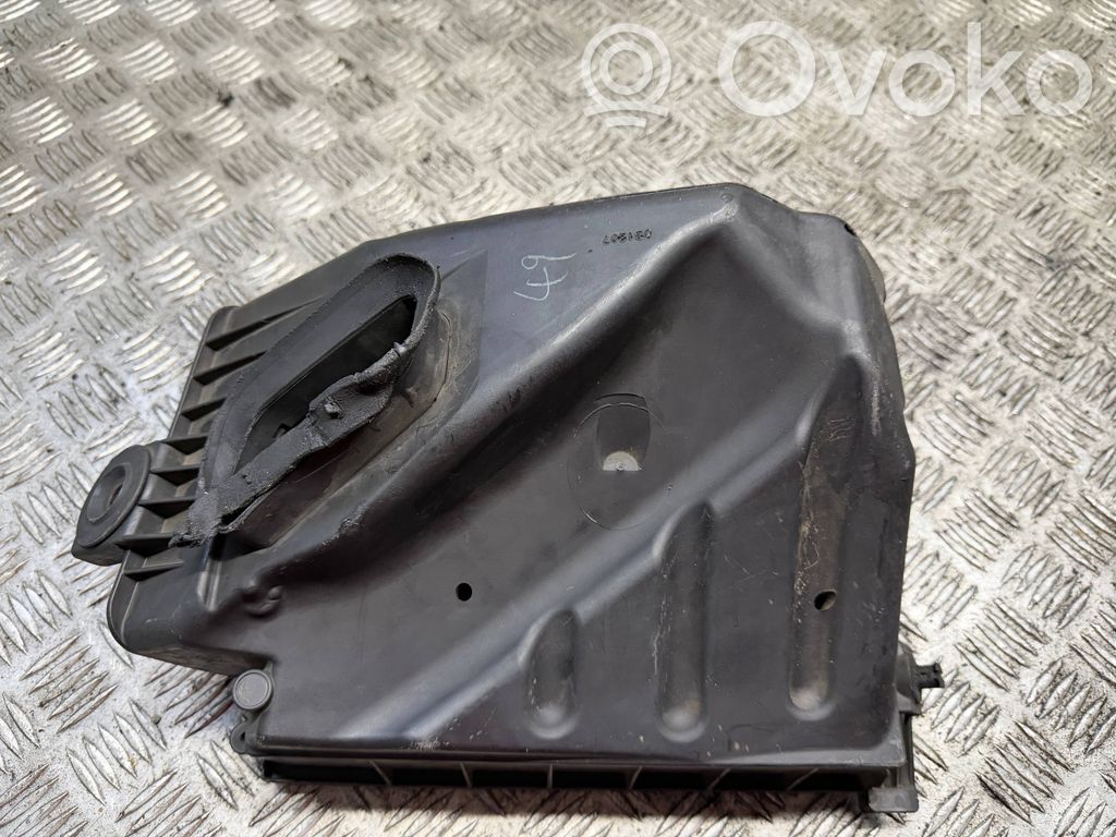 Audi A4 S4 B7 8E 8H Luftfilterkasten 