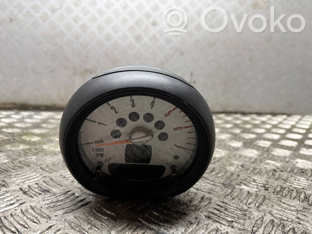 Mini Cooper Countryman R60 Speedometer (instrument cluster) 