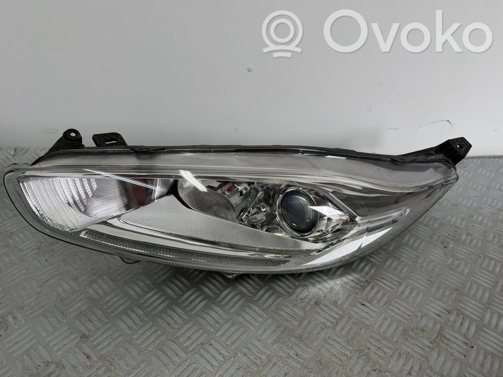 Ford Fiesta Scheinwerfer 