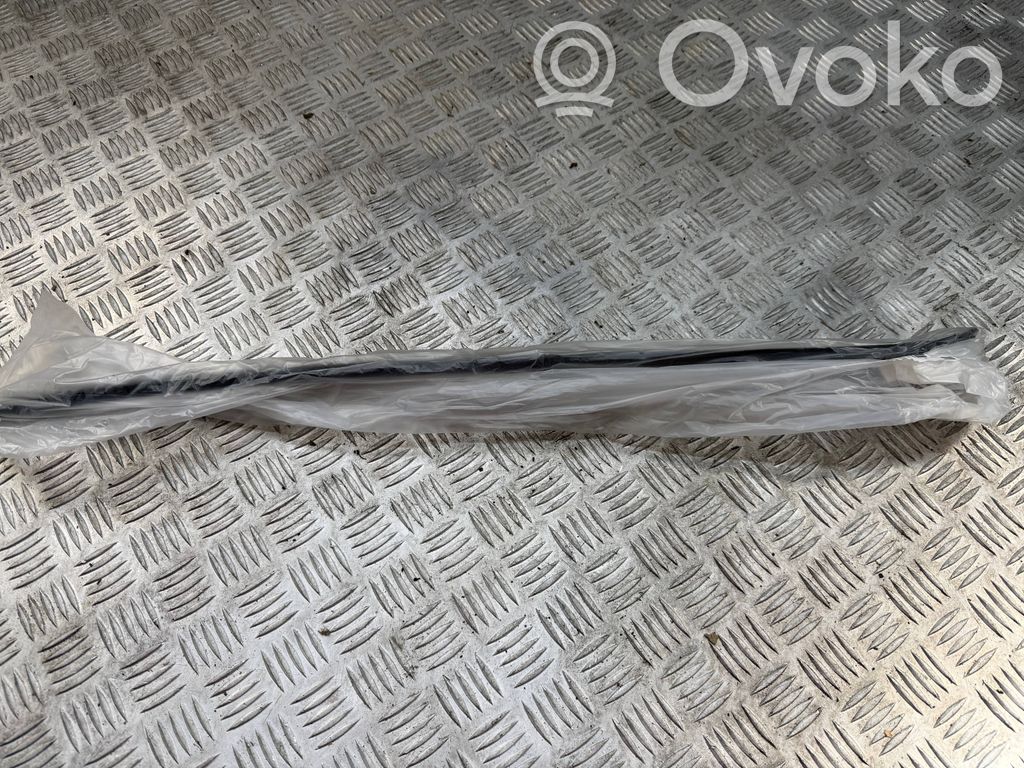 Seat Ateca Windshield trim 