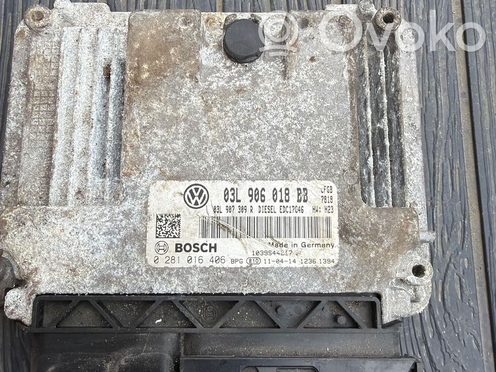Volkswagen Golf VI Engine control unit/module 