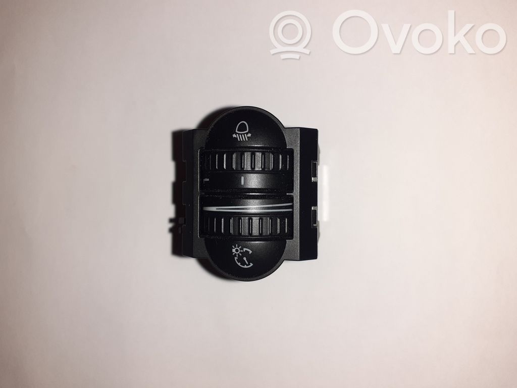 Volkswagen Scirocco Headlight level height control switch 