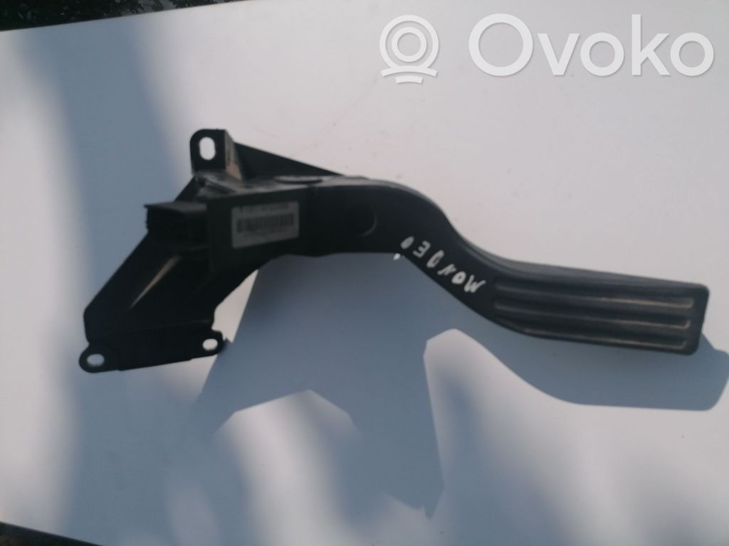 Ford Mondeo Mk III Gaspedal 