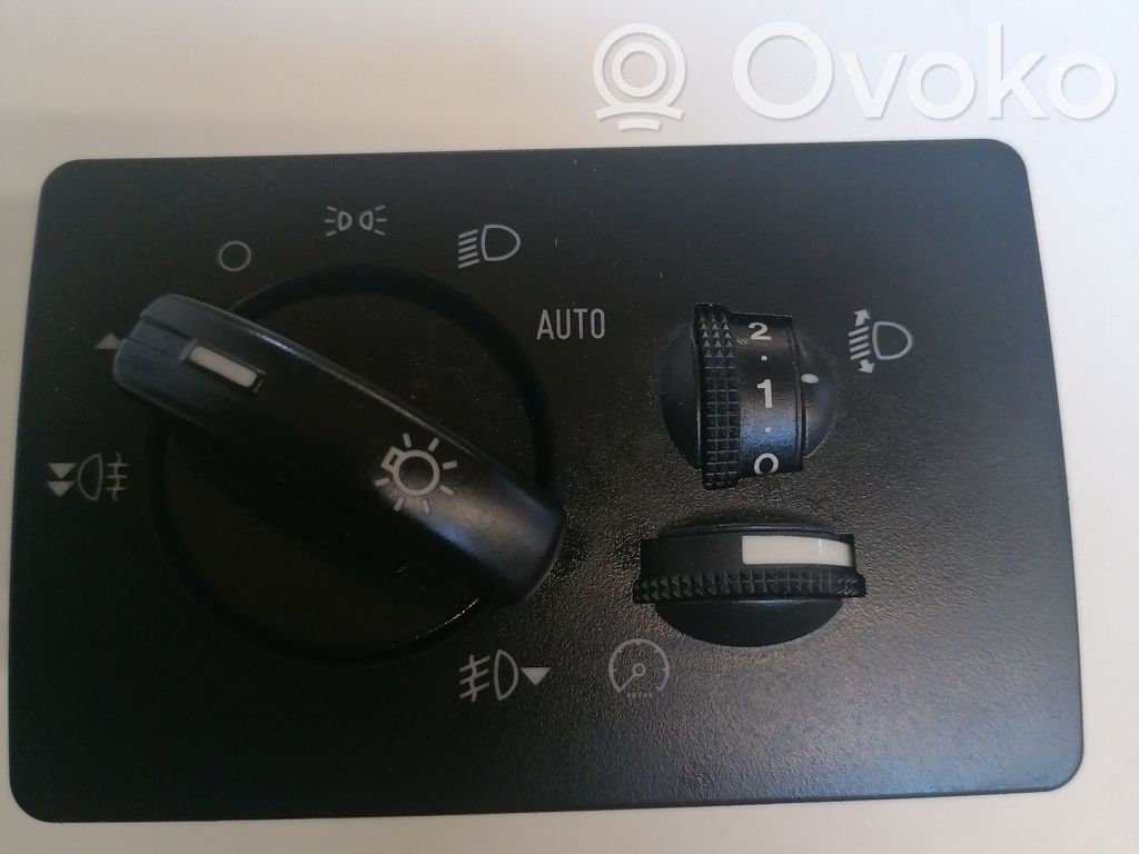 Ford Focus C-MAX Light switch 