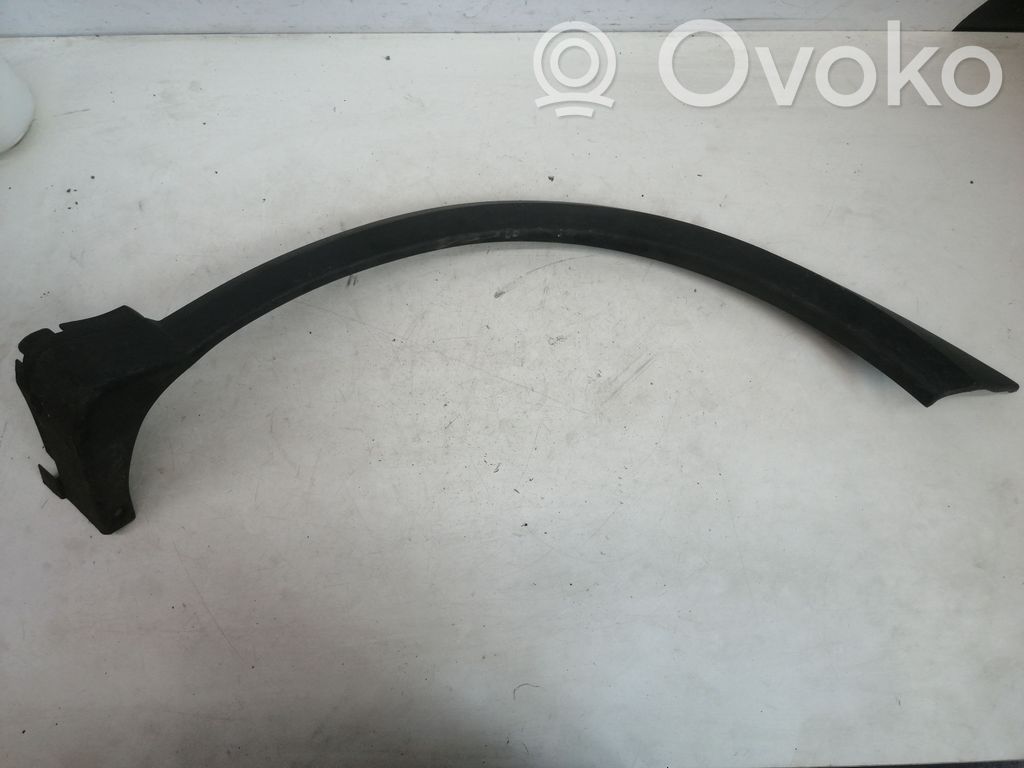 Opel Corsa C Moldura de la aleta trasera 