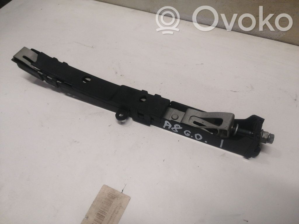 Audi A8 S8 D3 4E Galinis laikiklis bamperio 