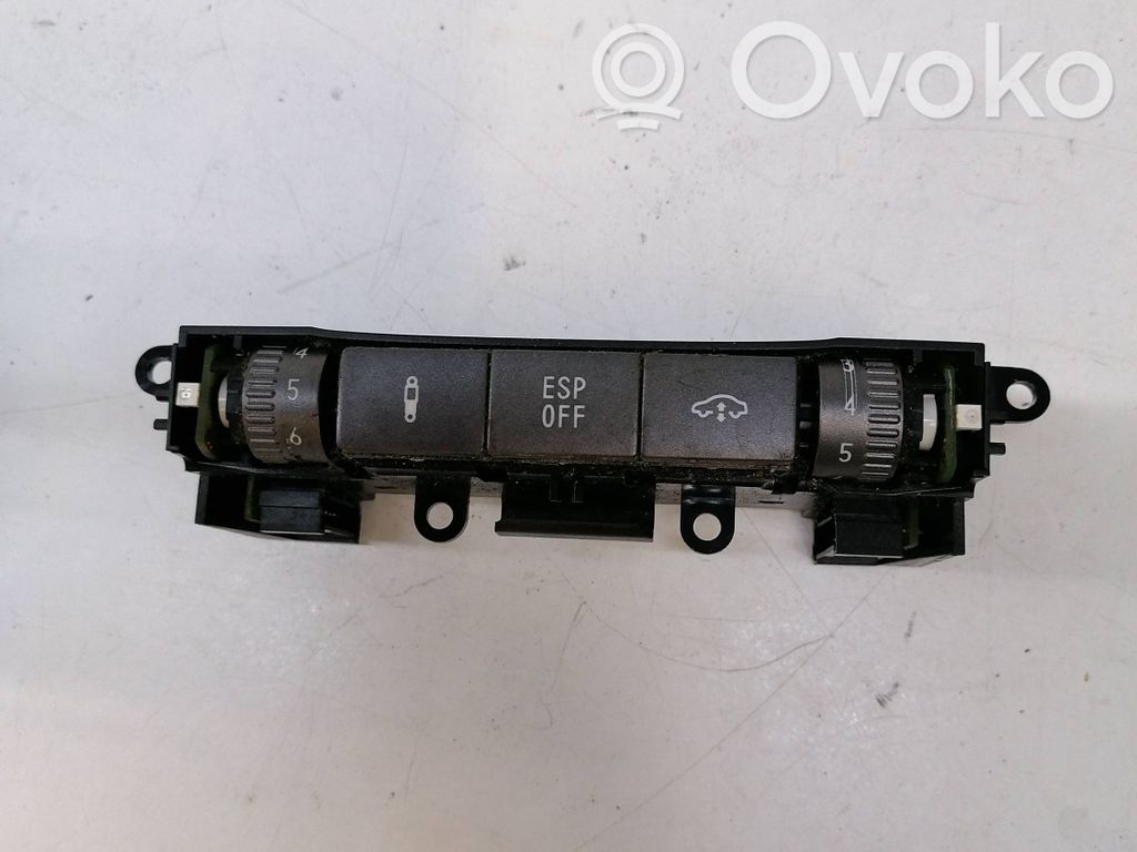 Volkswagen Phaeton Suspension ride height/mode switch 