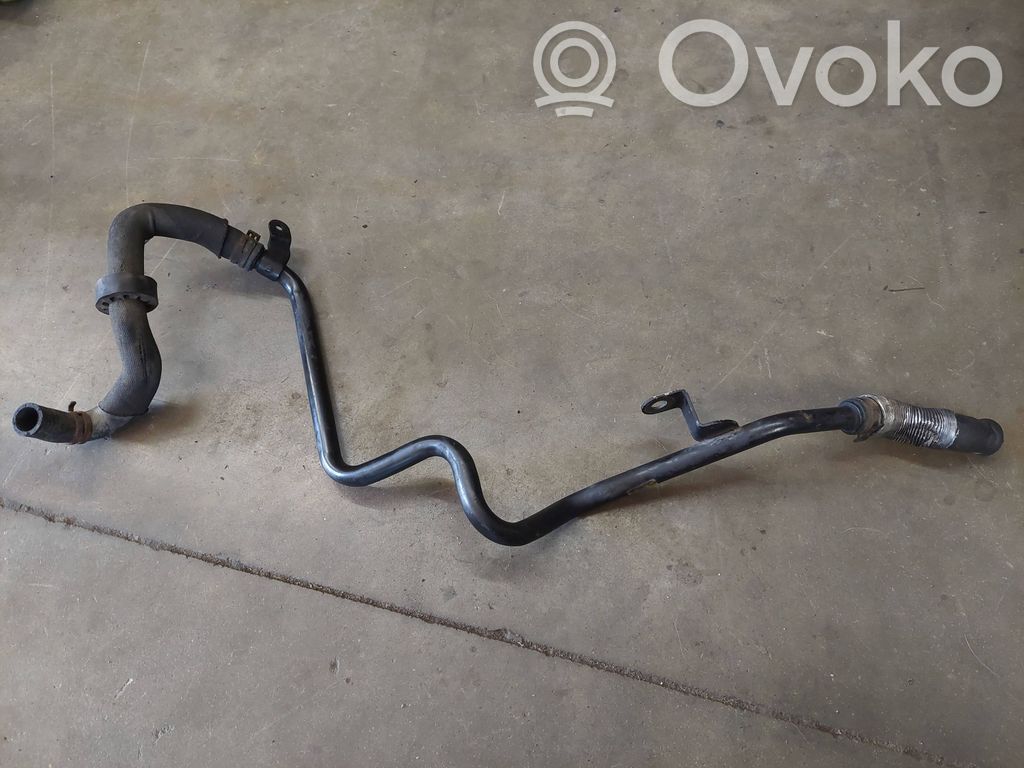 Audi A8 S8 D3 4E Engine coolant pipe/hose 
