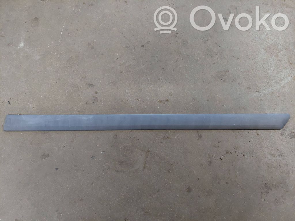 Opel Combo C Moldura embellecedora del guardabarros trasero 