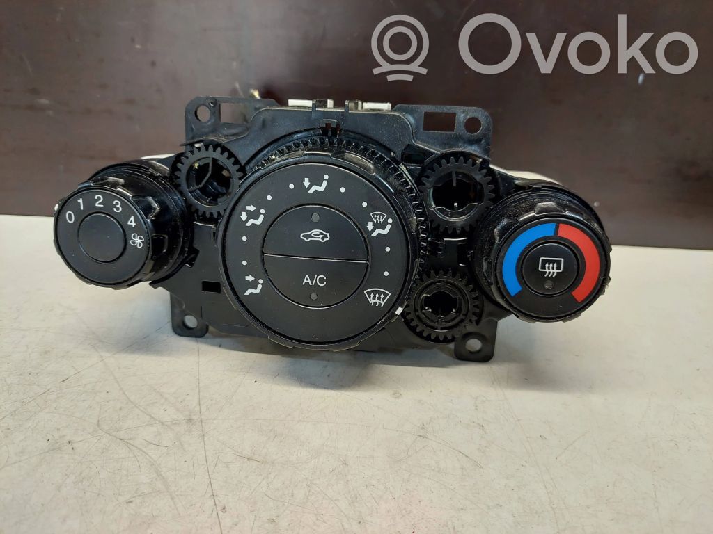 Ford Fiesta Climate control unit 