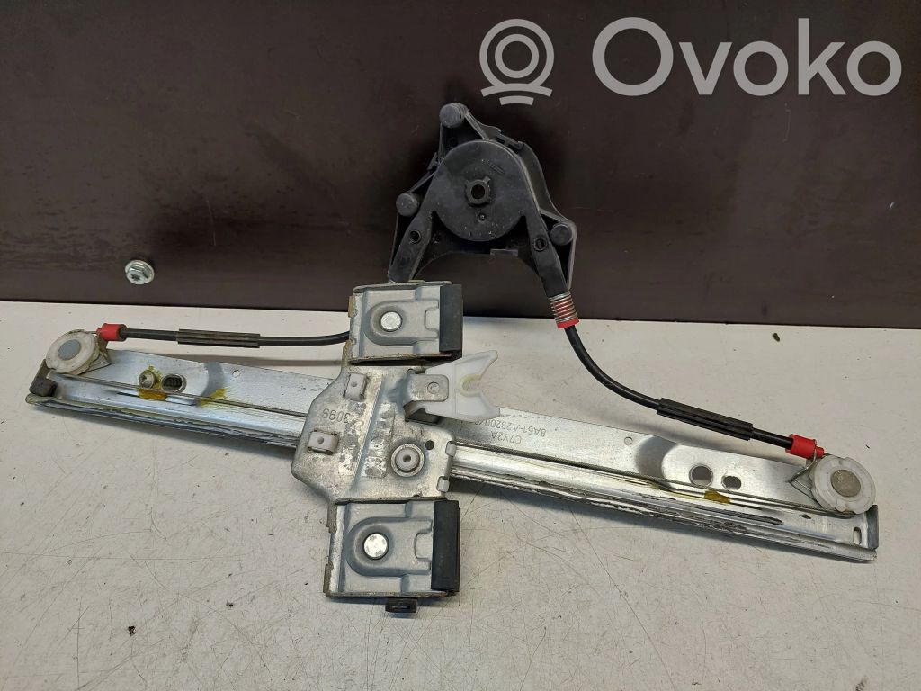 Ford Fiesta Mecanismo para subir la puerta delantera sin motor 