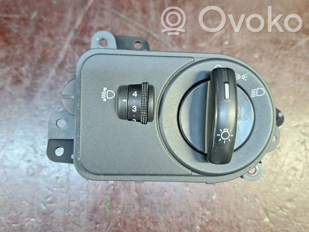 Ford Fiesta Light switch 