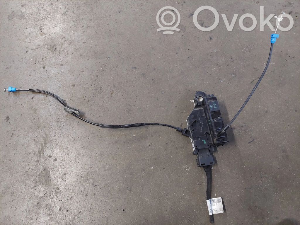 Citroen C4 I Picasso Priekšpusē slēdzene 