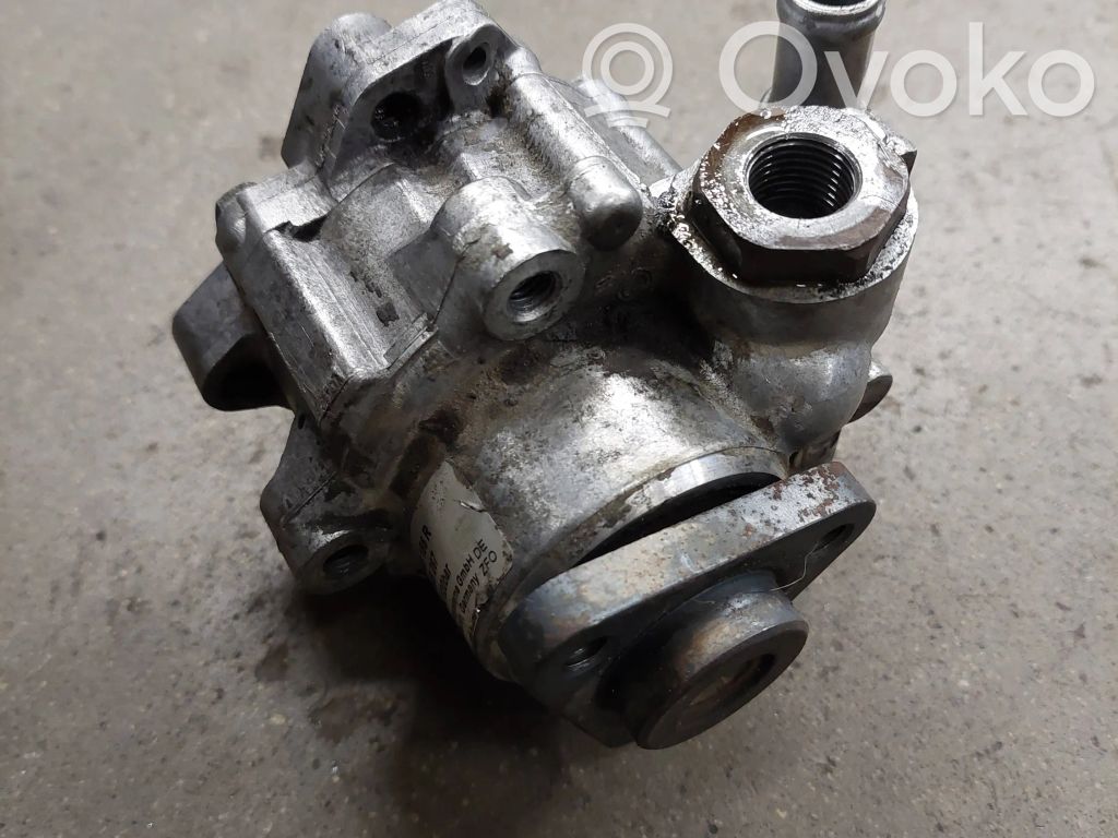 Audi A4 S4 B6 8E 8H Servopumpe 
