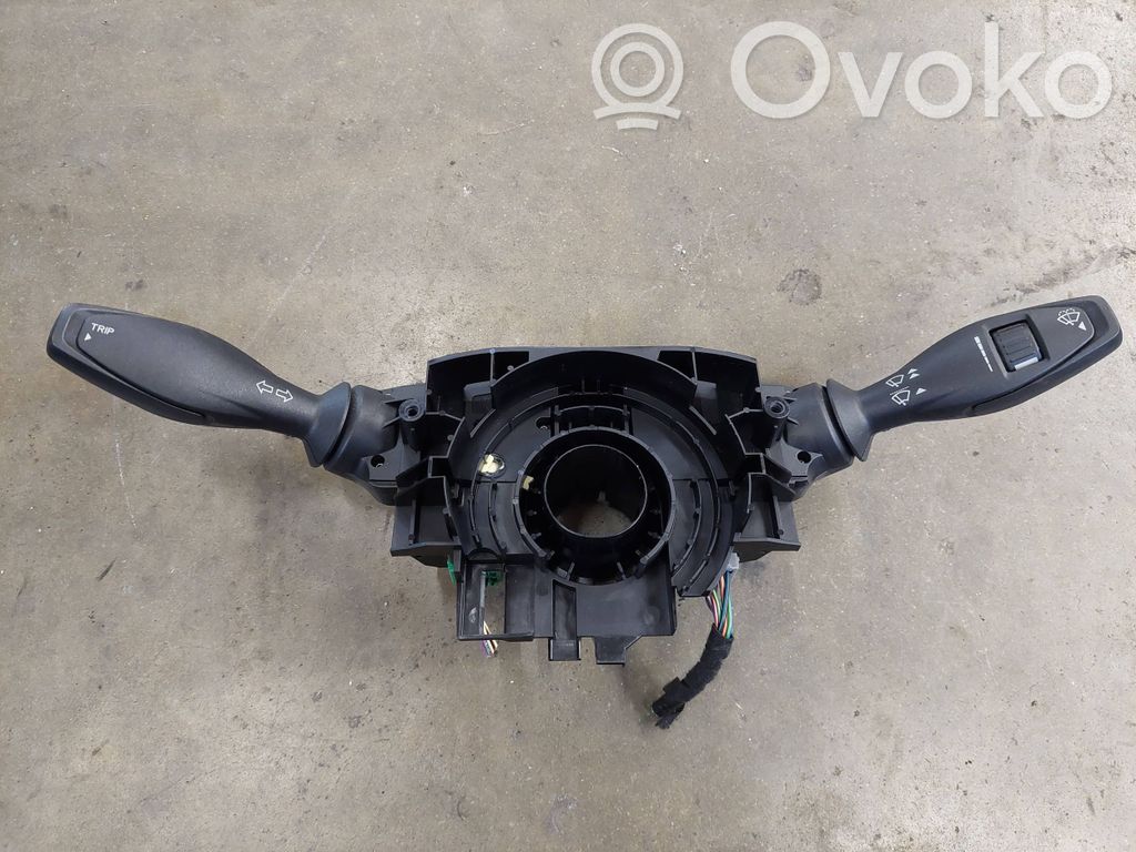 Ford Fiesta Wiper turn signal indicator stalk/switch 