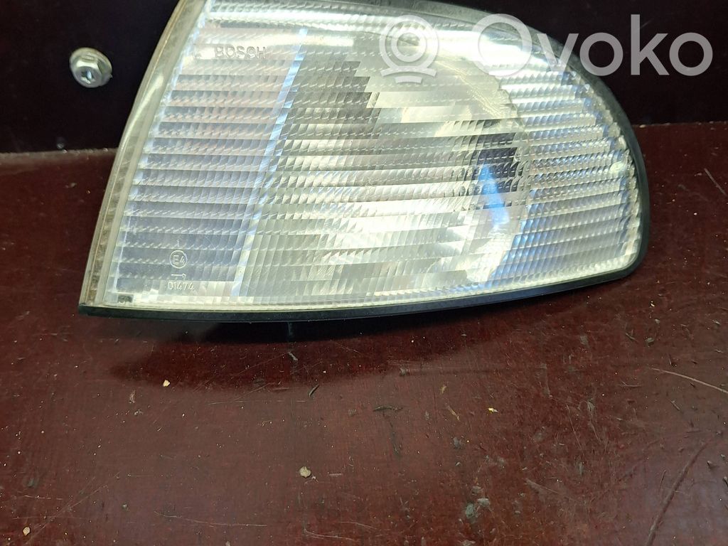 Audi A4 S4 B5 8D Frontblinker 