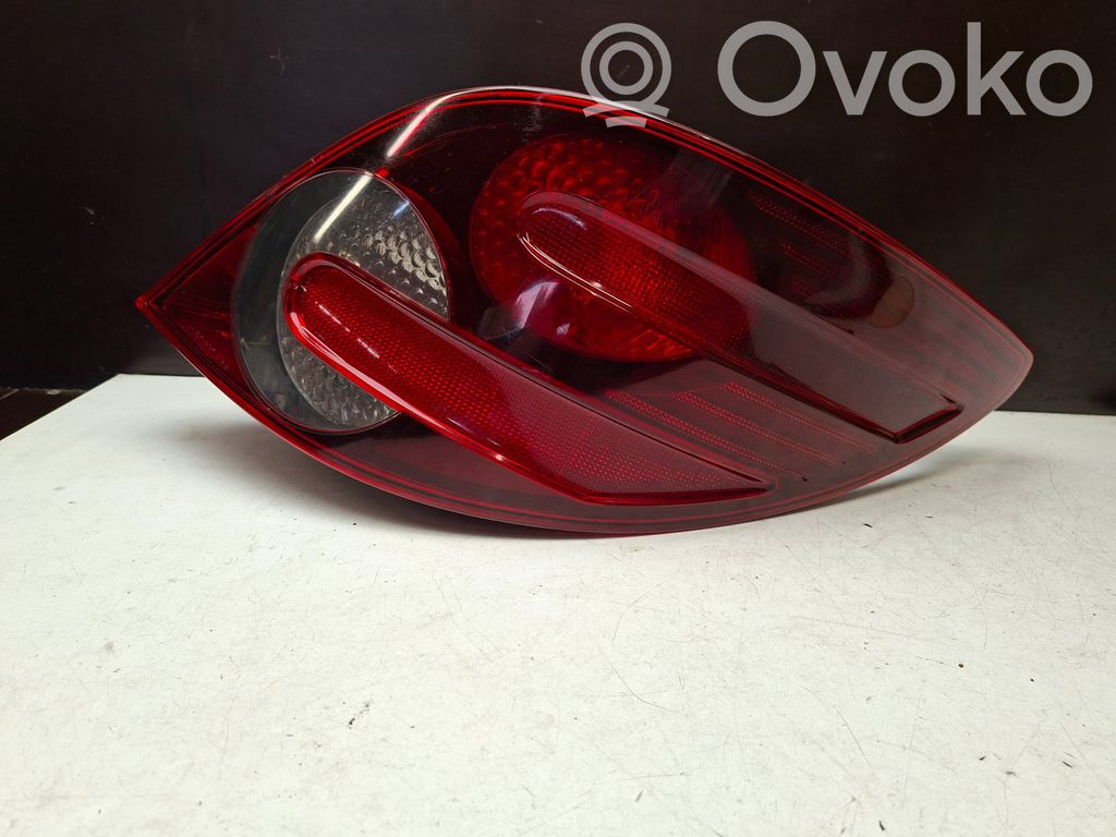 Mercedes-Benz R W251 Lampa tylna 