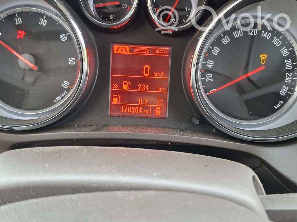 Opel Zafira C Licznik / Prędkościomierz 
