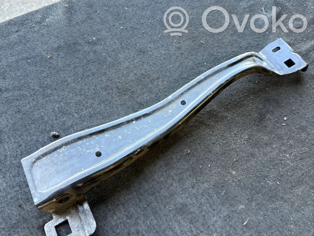 Mercedes-Benz E W212 Suport lateral panou fixare radiatoare 