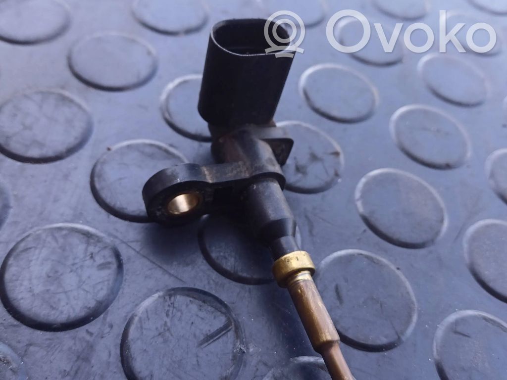 Volkswagen PASSAT B8 Coolant temperature sensor 