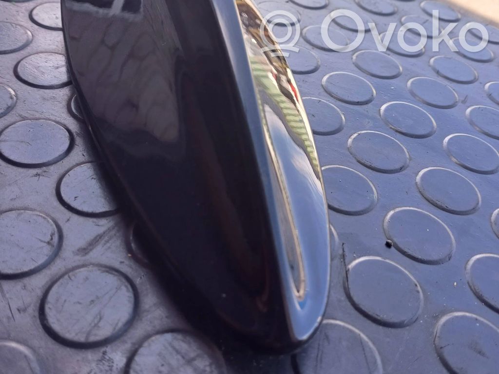 BMW 3 E90 E91 Stogo (GPS) antenos dangtelis 