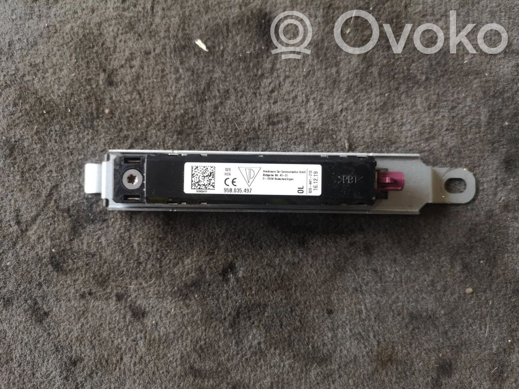 Porsche Macan (95B) Antenos stiprintuvas 