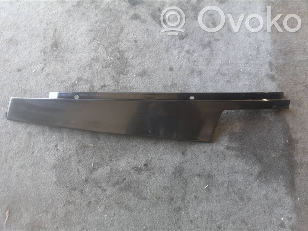 BMW 5 F10 F11 Listwa / Uszczelka szyby drzwi przednich 