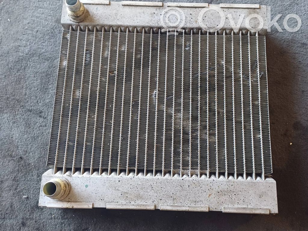 BMW 5 F10 F11 Papildomas radiatorius 