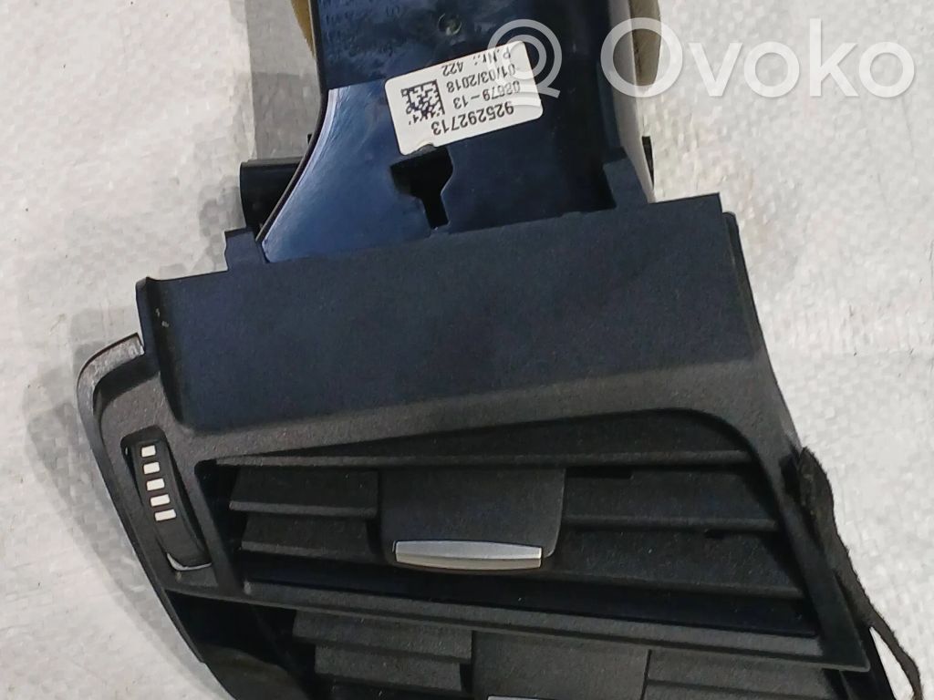 BMW X5 F15 Boczna kratka nawiewu deski rozdzielczej 