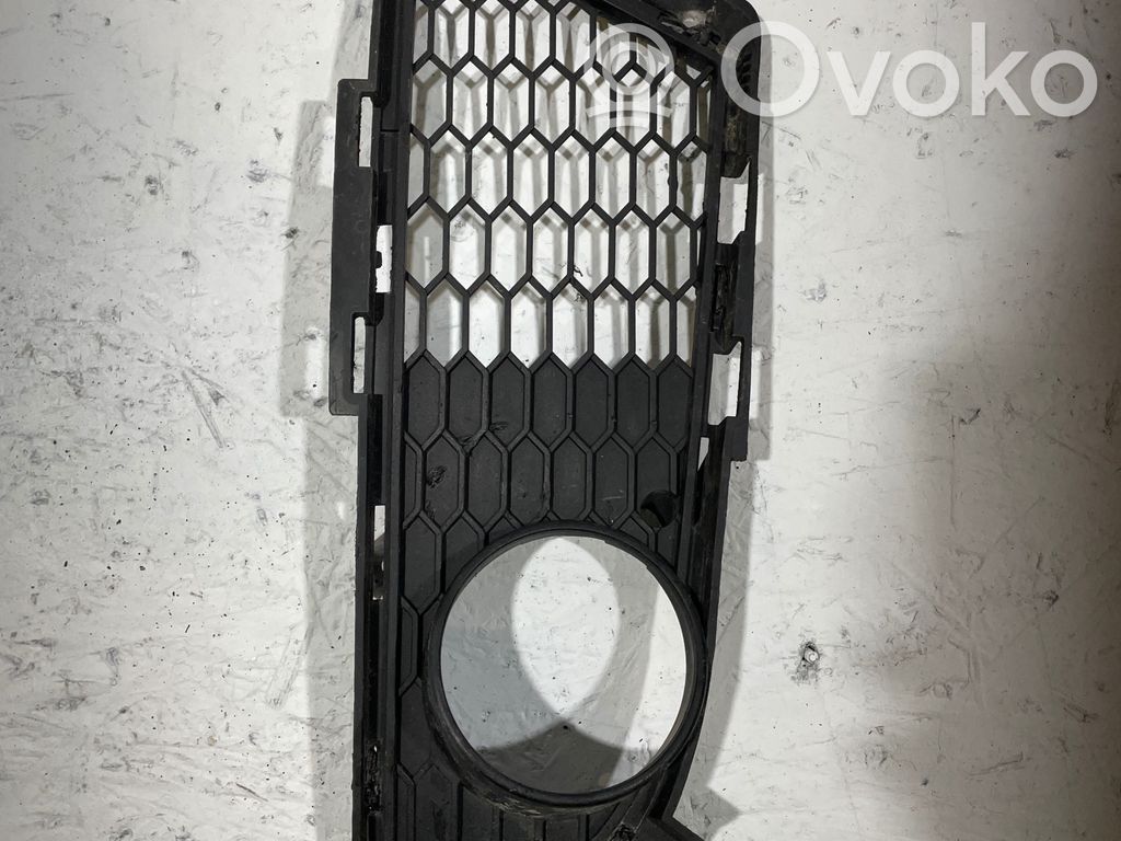 BMW 3 E90 E91 Front fog light trim/grill 