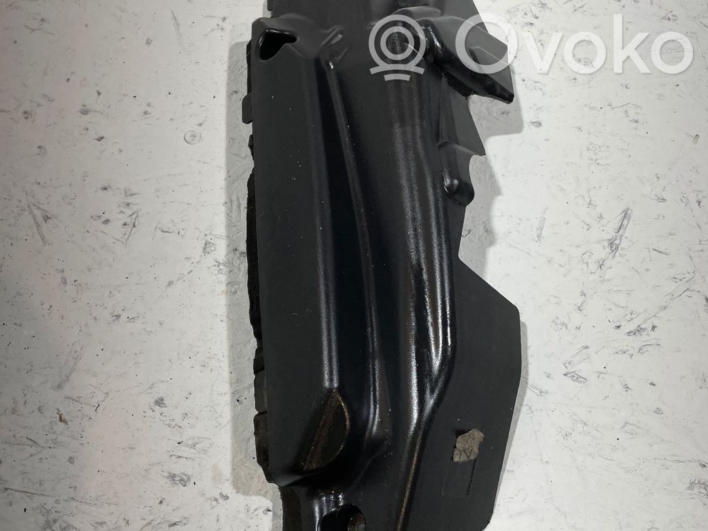 BMW 5 E60 E61 Variklio dangtis (apdaila) 