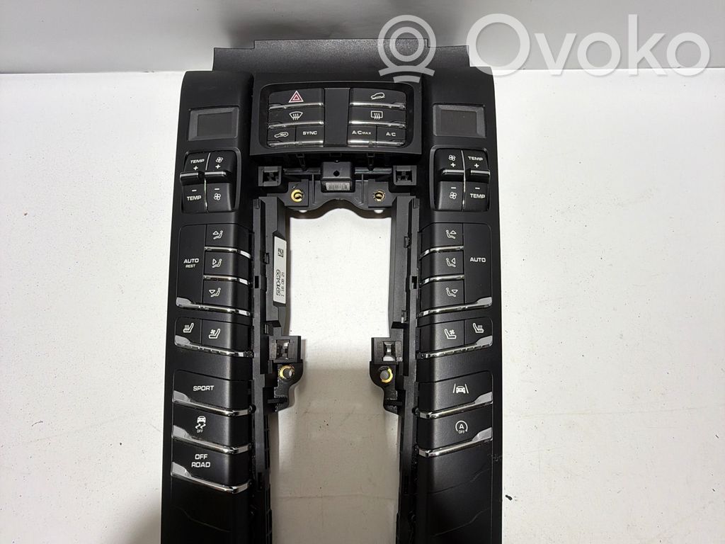 Porsche Macan (95B) A set of switches 