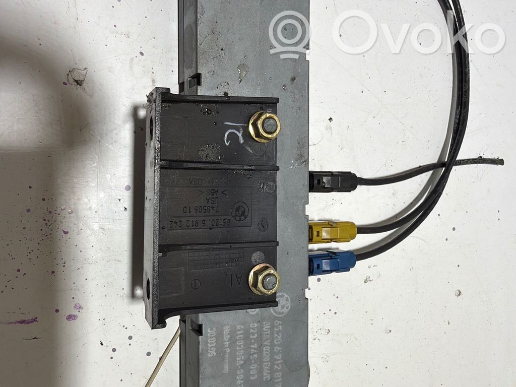 BMW Z4 E85 E86 Antenos stiprintuvas 