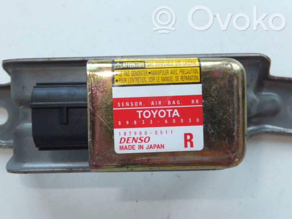 Toyota Land Cruiser (J100) Czujnik uderzenia Airbag 