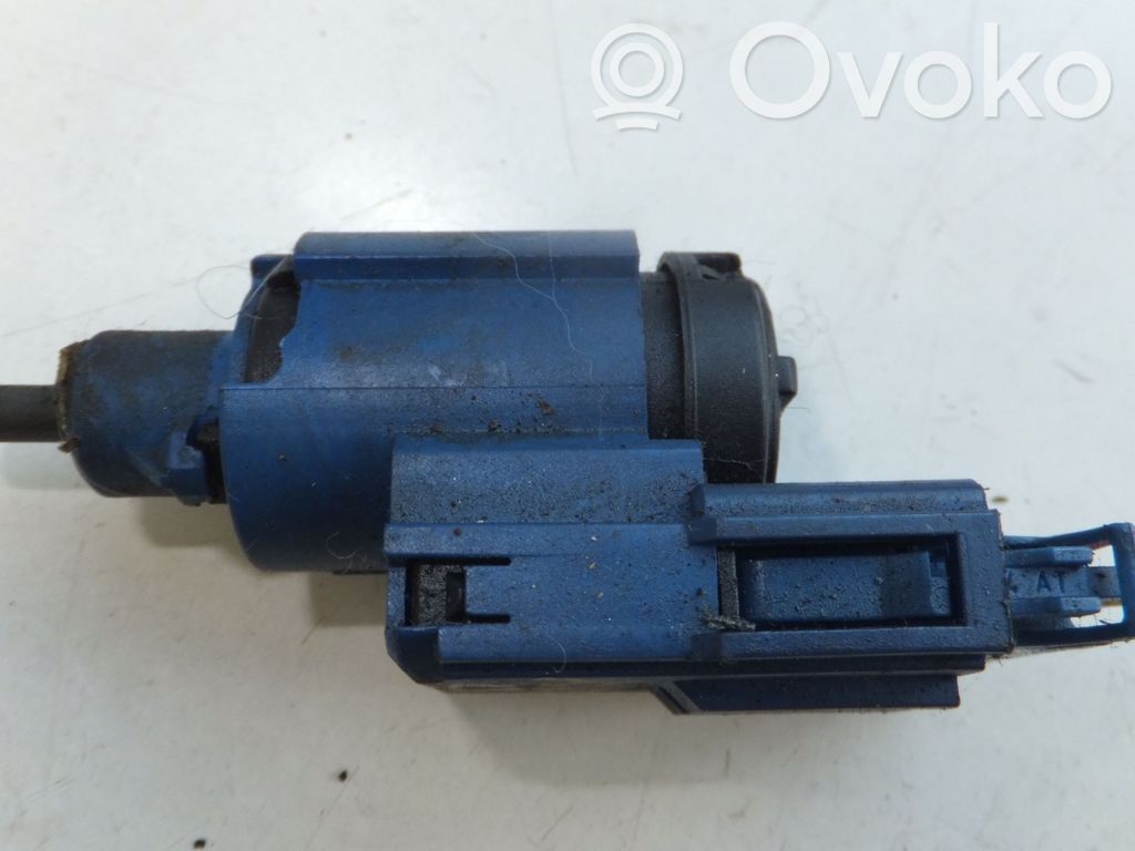 Brake pedal sensor switch