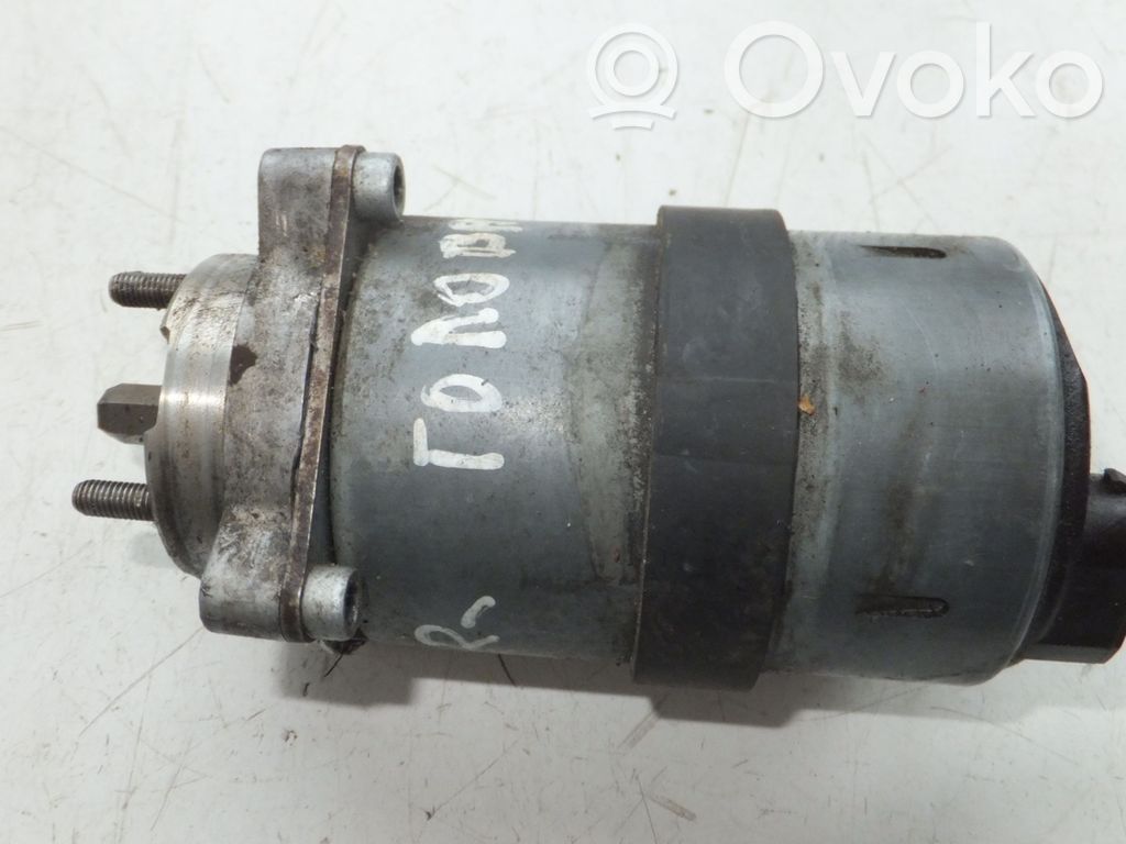 Venttiiliöljyn valvonta   7506857