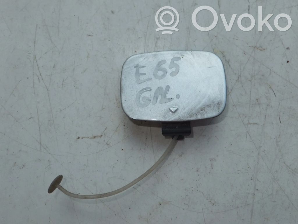 BMW 7 E65 E66 Zaślepka haka holowniczego zderzaka tylnego 