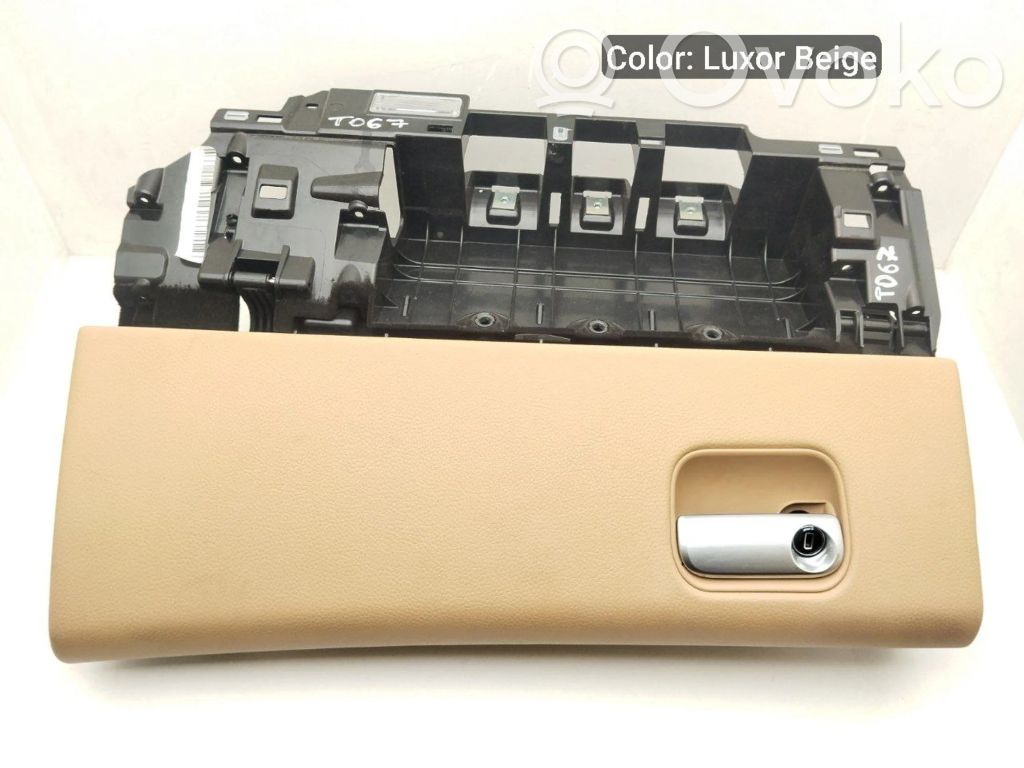 Porsche Panamera (970) Juego guantera 
