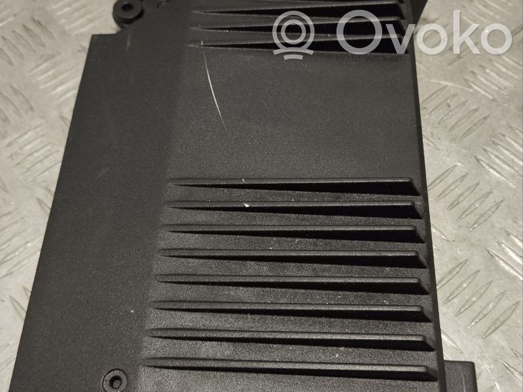 Volvo S90, V90 Garso stiprintuvas 