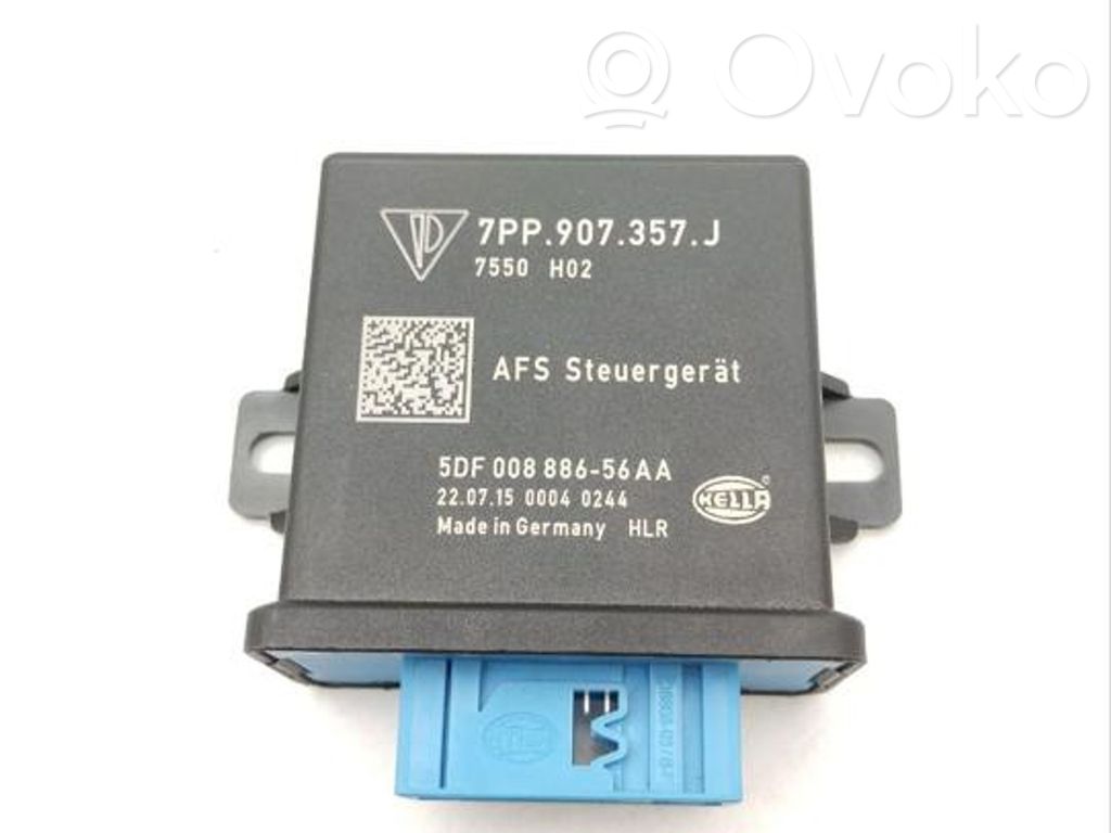 Porsche Macan (95B) Light module LCM 