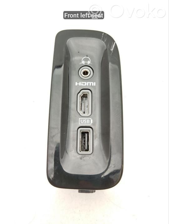 Chrysler Pacifica Разъем AUX 