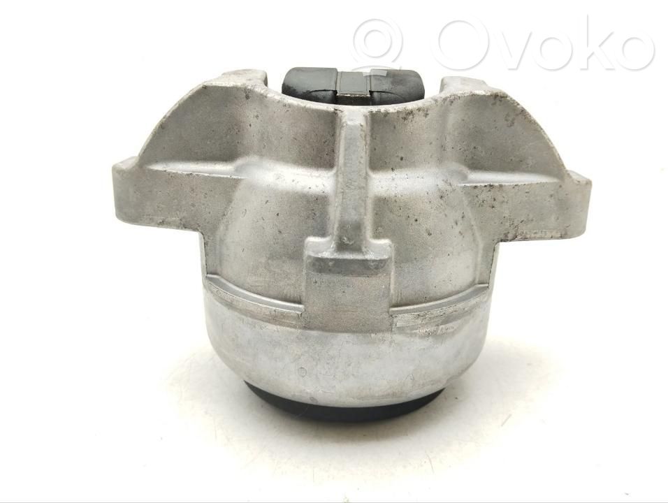 Porsche Panamera (971) Engine mount bracket 