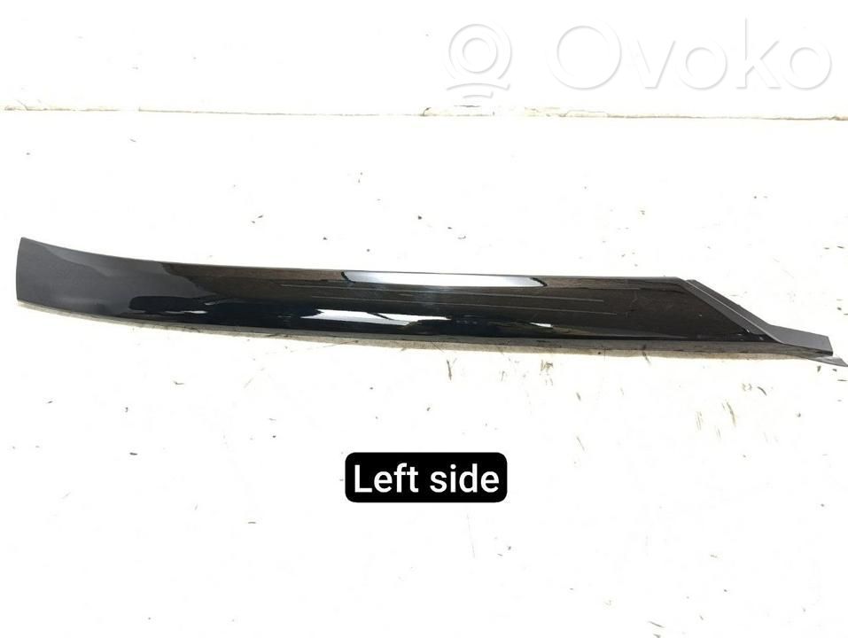 Osłona słupka szyby przedniej / A   23342316,629E
