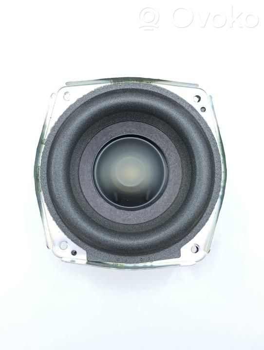 Maserati GranTurismo Subwoofer 