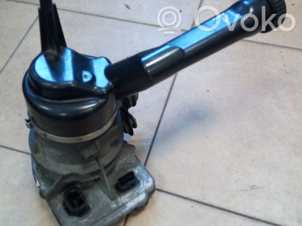 Ohjaustehostimen pumppu   9681594680