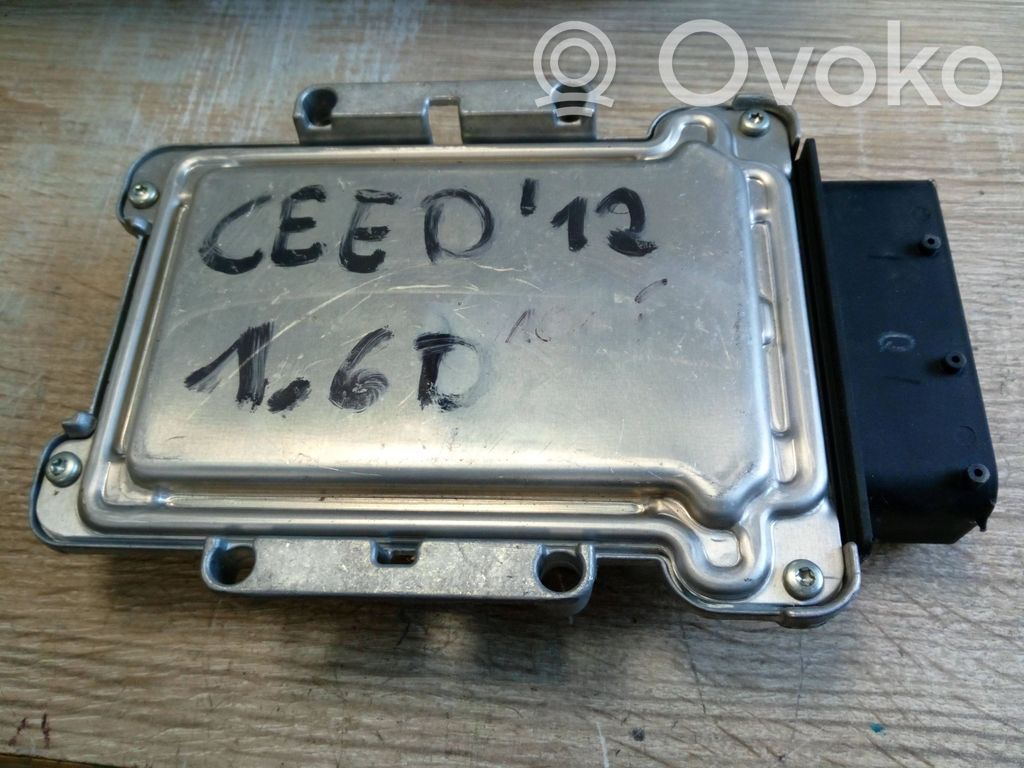 KIA Ceed Gearbox control unit/module 