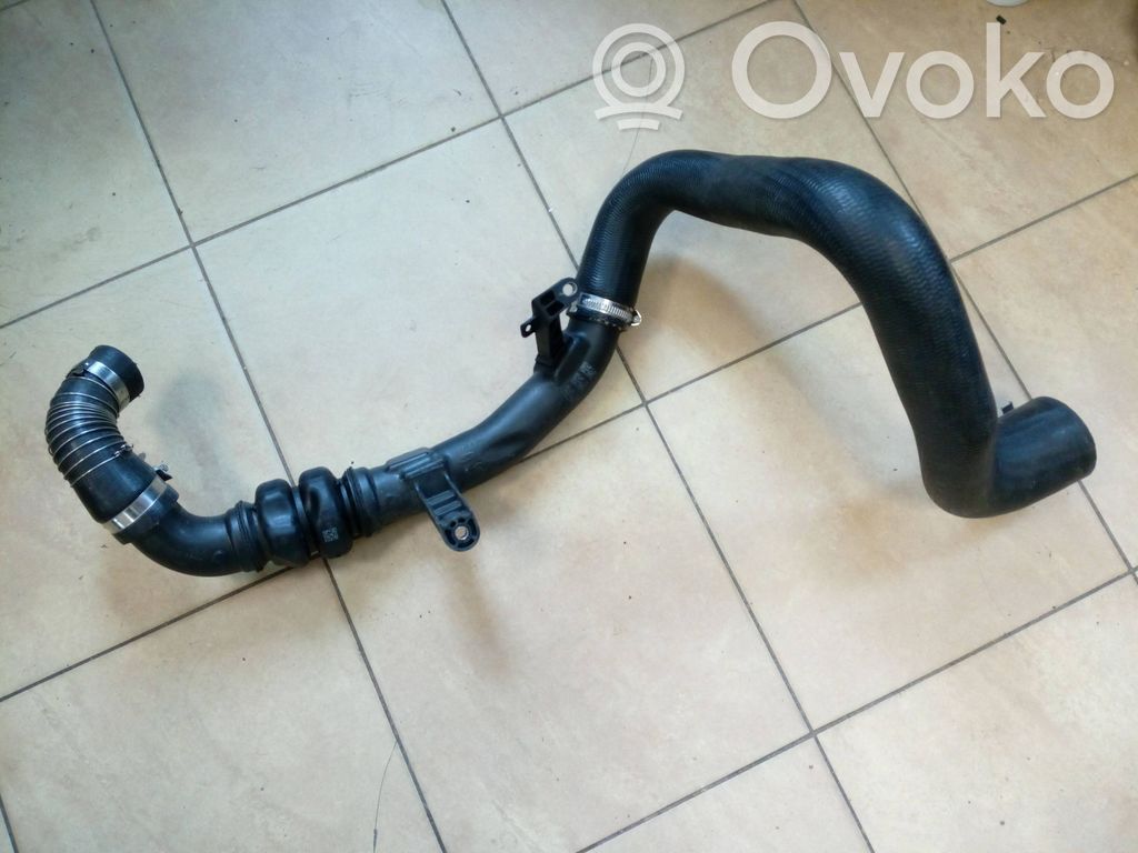 Ford Kuga II Tubo flessibile intercooler 