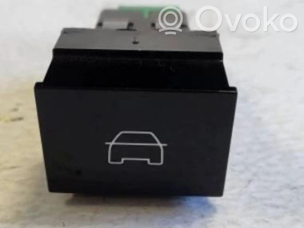 Citroen DS4 Tailgate/trunk/boot lid 