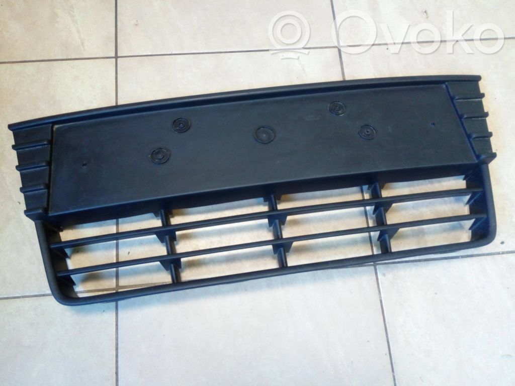 Kühlergrill   BM5117K945A,NE67278